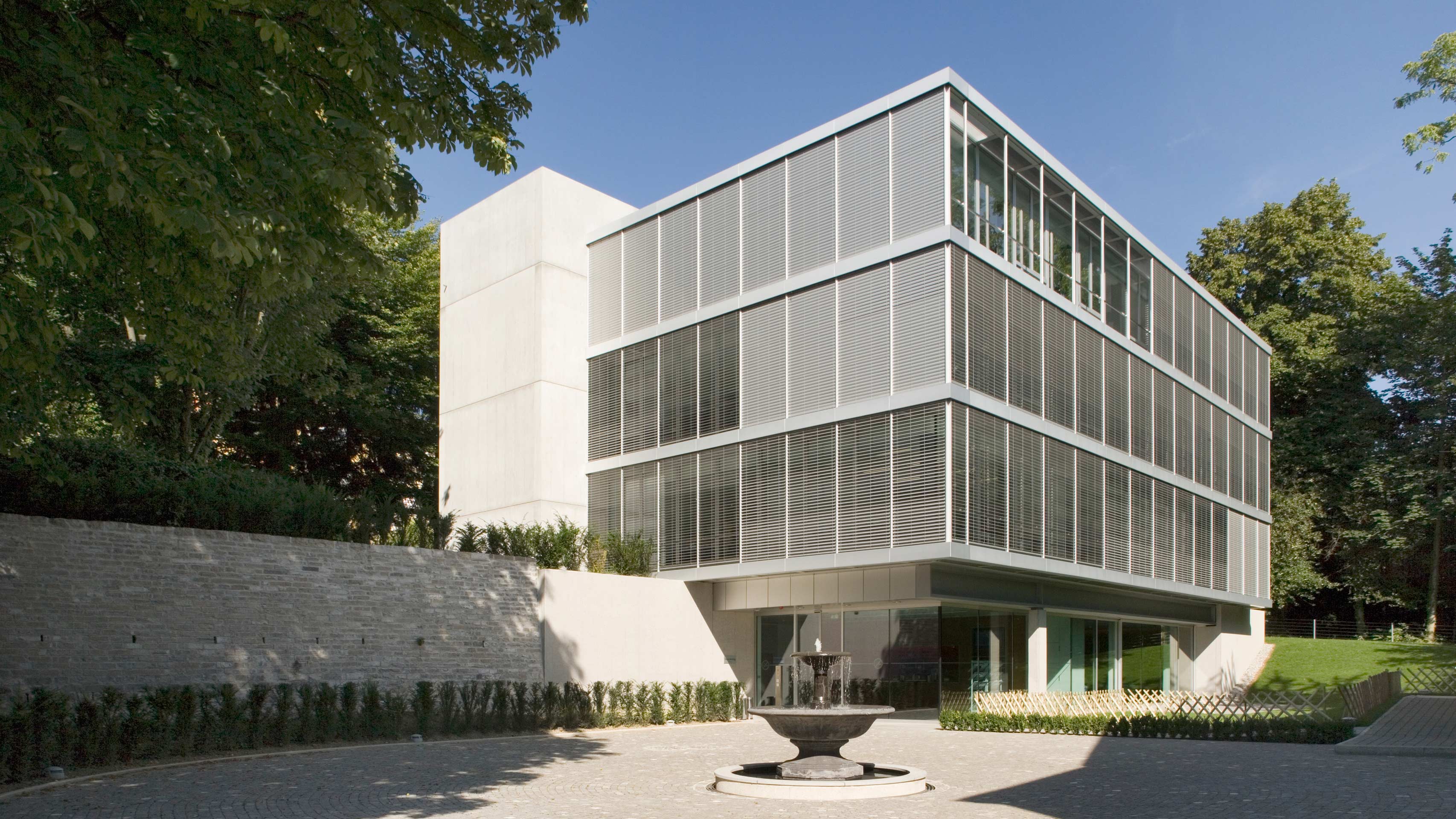 IMD Nestlé Building