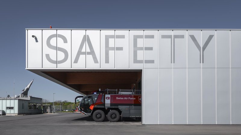 Halle 2 Safety